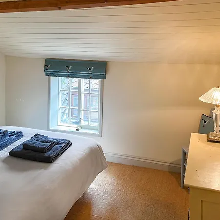 Conflict בית נופש וויטבי